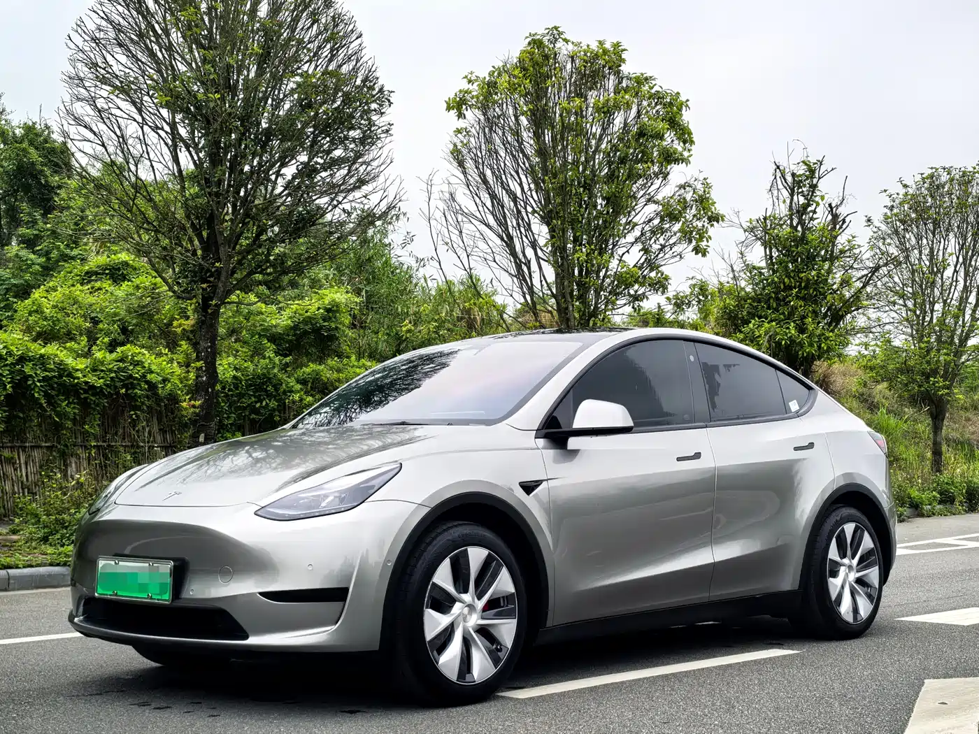 Tesla Model Y 2022 Facelift Rear-Wheel Drive Version