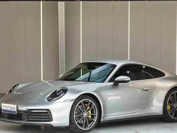 Porsche 911 2023 Carrera 3.0T