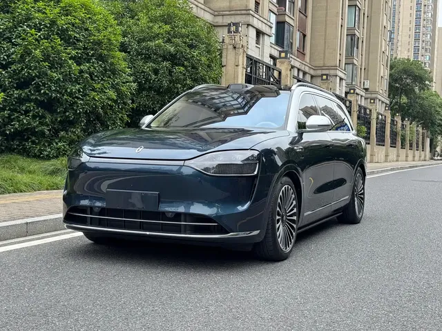 AITO Wenjie AITO M9 2025 Pure Electric Ultra 100kWh 6-Seater