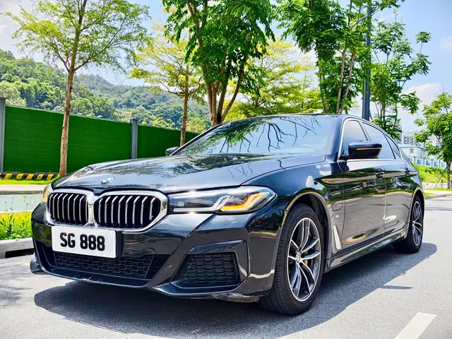 BMW 5 Series New Energy 2021 535Le M Sport Package