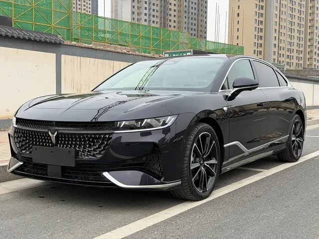Voyah Auto VOYAH Zhuiguang 2024 PHEV AWD Ultra Long Range Flagship
