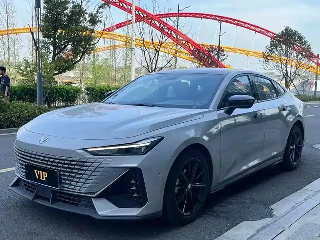 Changan UNI-V 2022 1.5T Premium Model