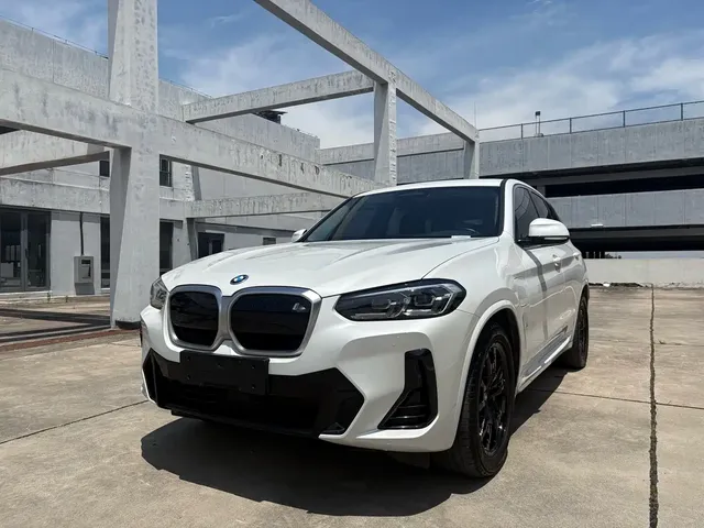 BMW iX3 2022 Facelift Leading Model