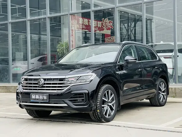 Volkswagen Touareg 2021 3.0TSI R-Line Classic Sport Package