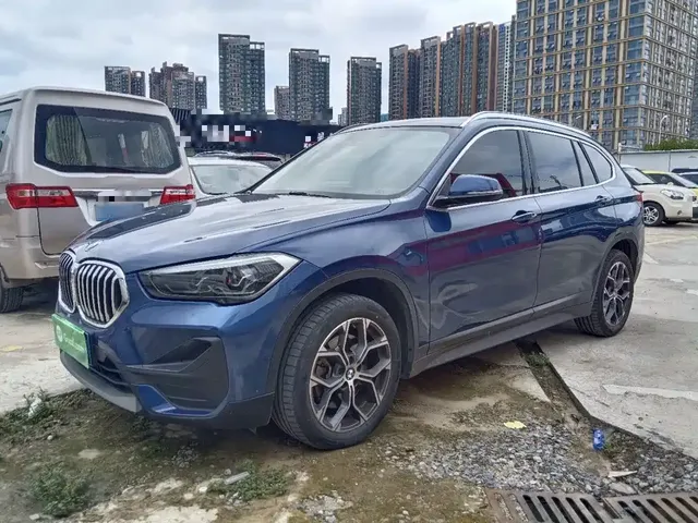 BMW X1 2021 sDrive25Li Leading