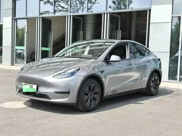 Tesla Model Y 2024 Rear-Wheel Drive Version