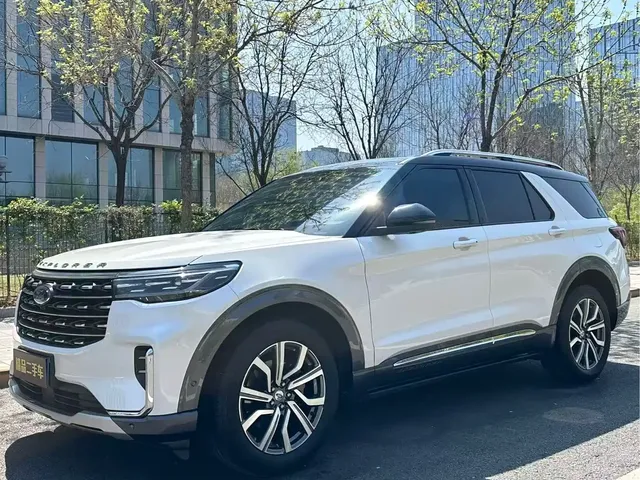 Ford Explorer 2023 EcoBoost 285 AWD Titanium Edition 6-Seater