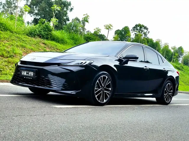 Toyota Camry 2024 Hybrid 2.0HG Premium Edition