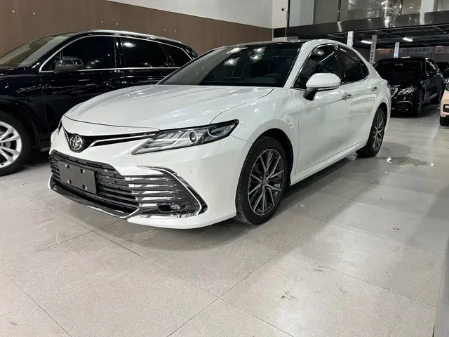 Toyota Camry 2021 2.5G Luxury Edition