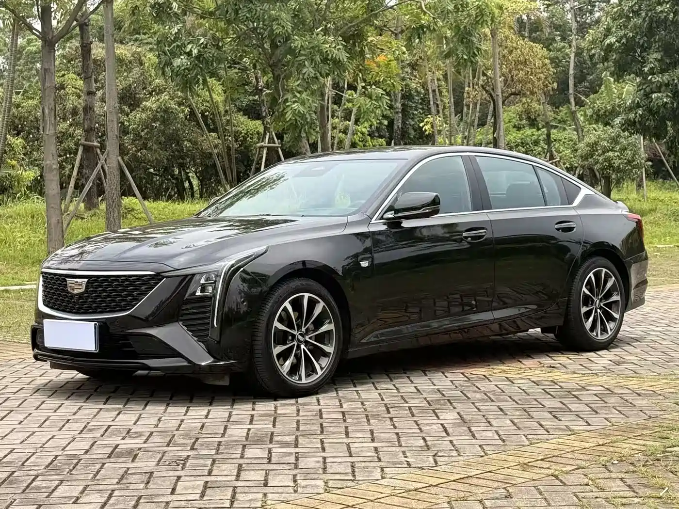 Cadillac CT5 2025 Model 28T Urban Sport Edition