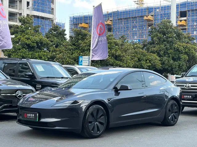 Tesla Model 3 2023 Long Range All-Wheel Drive