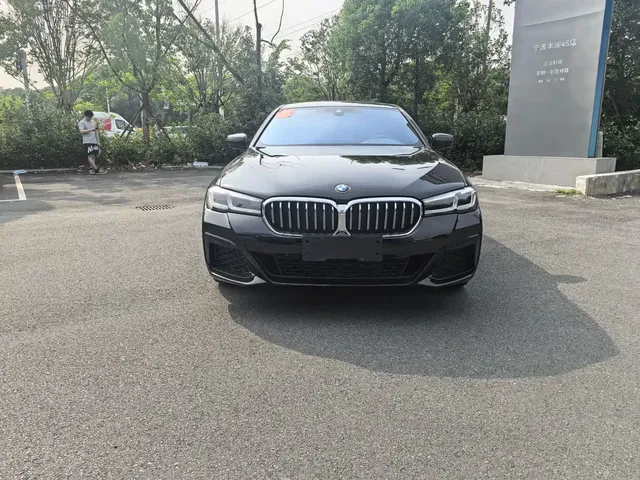 BMW 5 Series 2022 Model Second Facelift 525Li M Sport Package