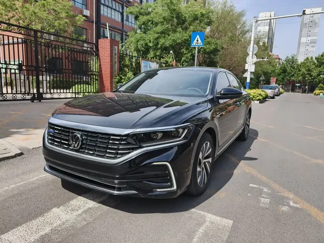 Volkswagen Passat New Energy 2022 Facelift 430PHEV Hybrid Elite Edition