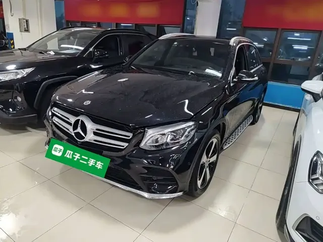 Mercedes-Benz GLC 2018 Facelift GLC 260 4MATIC Luxury