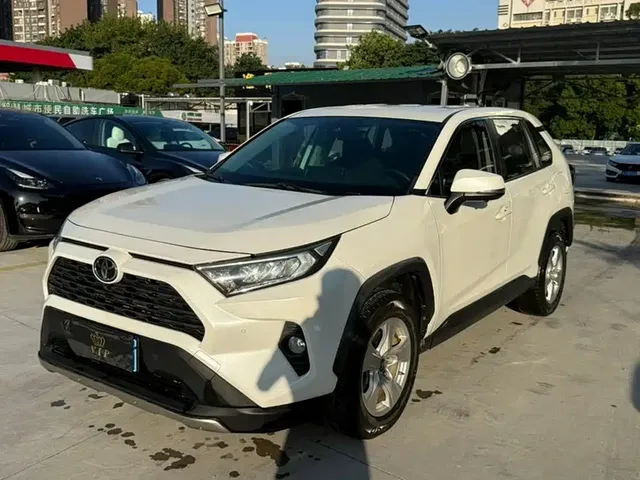 Toyota RAV4 Rongfang 2020 2.0L CVT 2WD Urban Edition