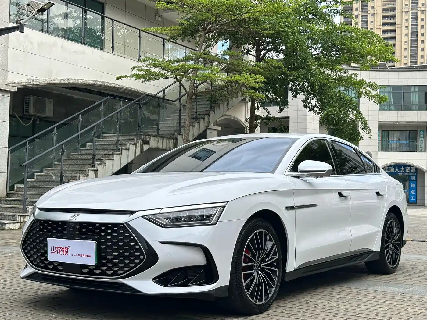 BYD Han 2022 DM-i 121KM Premium