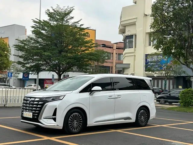 Denza D9 2022 DM-i 970 AWD Flagship