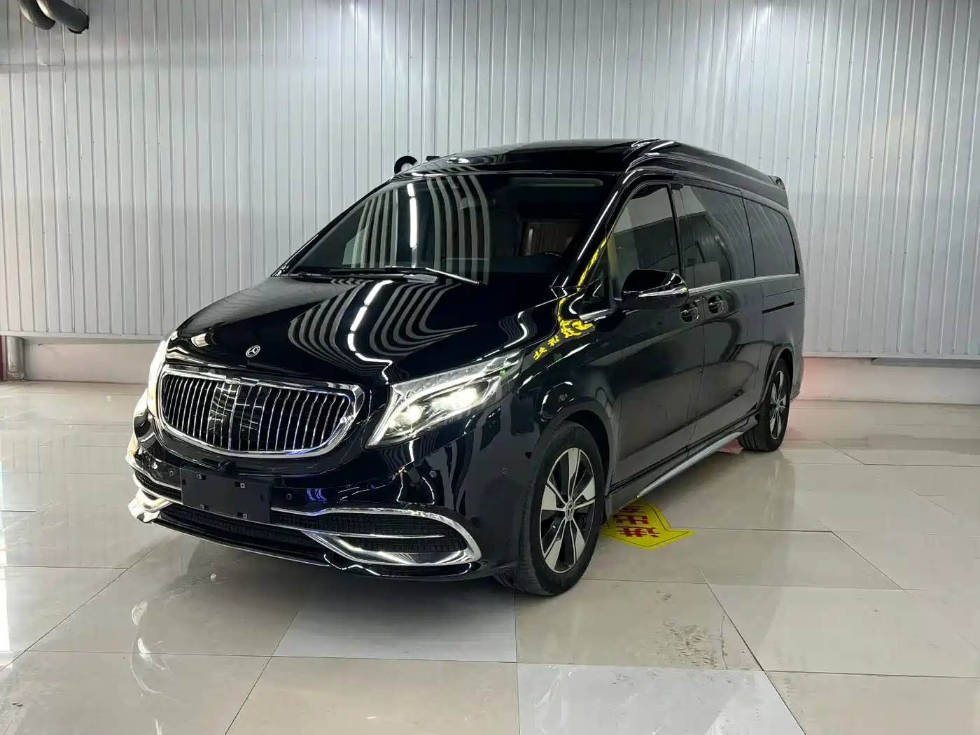 Mercedes-Benz V-Class 2022 V 260 L Long Wheelbase Luxury Edition