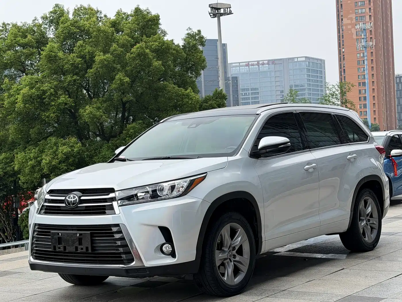 Toyota Highlander 2018 2.0T 4WD Luxury 7-seater China VI