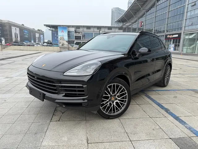Porsche Cayenne New Energy 2023 Cayenne E-Hybrid 2.0T Platinum Edition