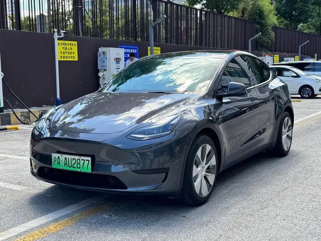 Tesla Model Y 2022 Facelift Rear-Wheel Drive Version