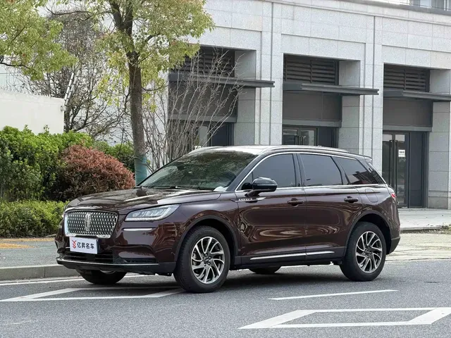 Lincoln Adventurer 2022 2.0T 2WD Prestige Edition
