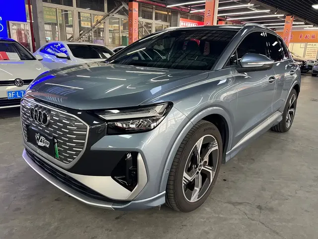 Audi Q4 e-tron 2024 40 e-tron Creation Edition