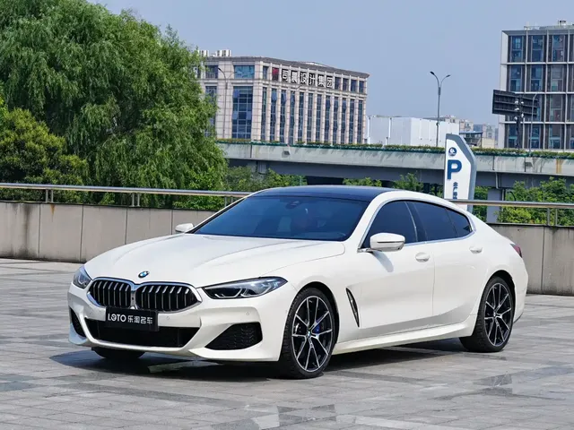 BMW 8 Series 2021 840i xDrive 4-door Coupe M Sport Package
