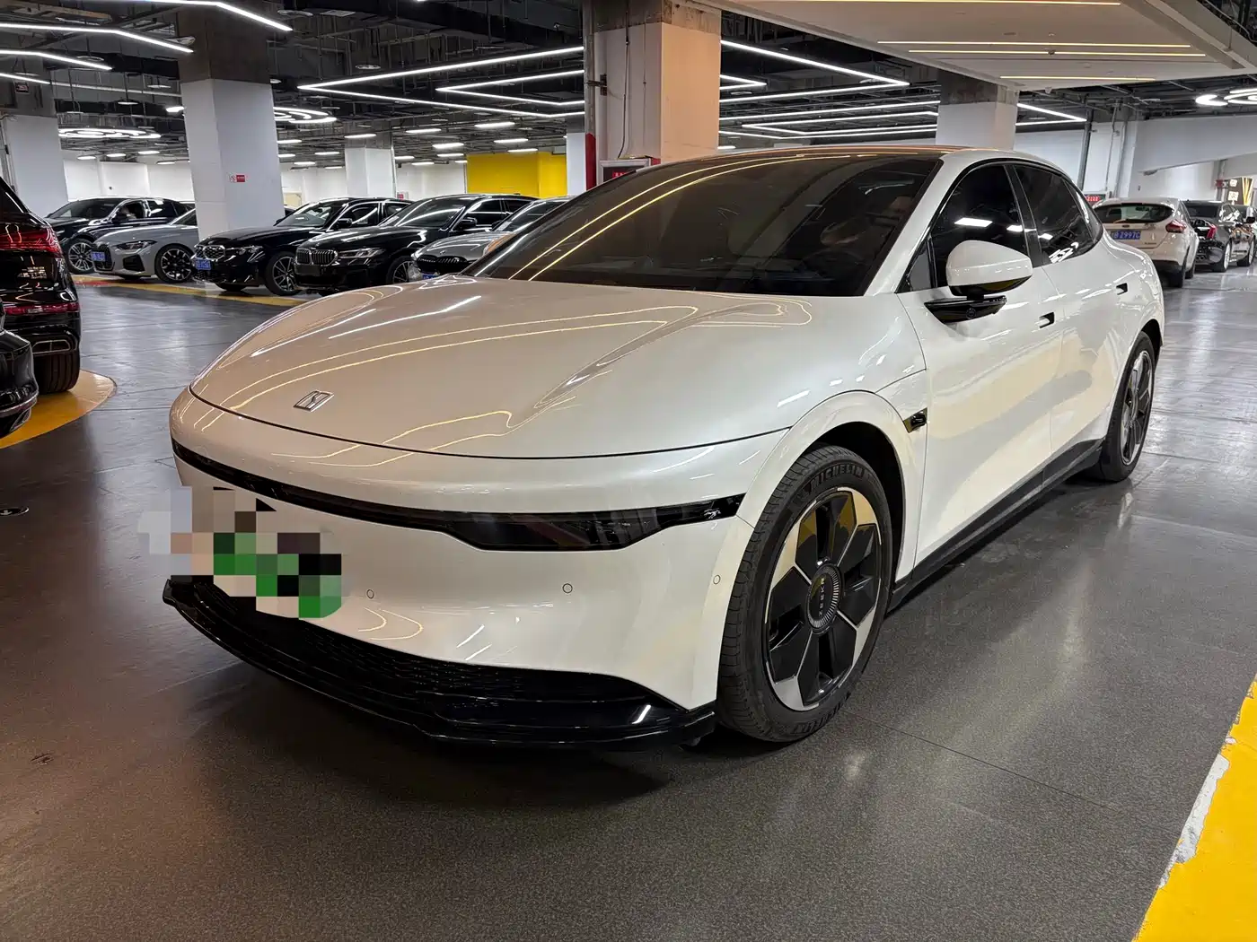ZEEKR 007 2024 AWD Edition 75kWh