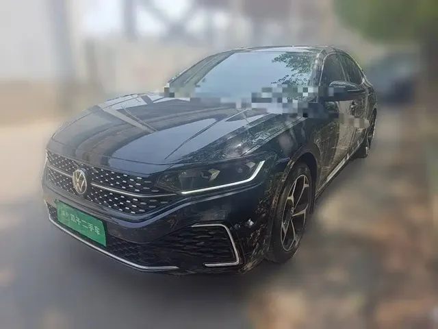 Volkswagen Passat 2024 330TSI Starlight Elite Edition