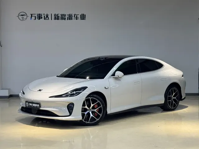 IM Motors IM L6 2025 Ultra