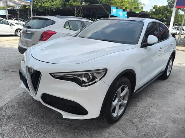 Alfa Romeo Stelvio 2017 2.0T 200HP Elite