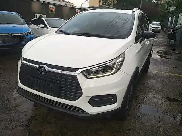 BYD Yuan New Energy 2019 EV360 Smart Connect Edition