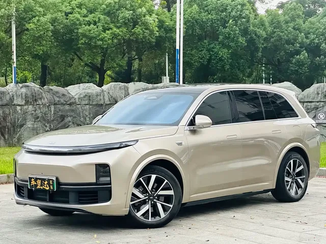 Li Auto Li L8 2023 Pro