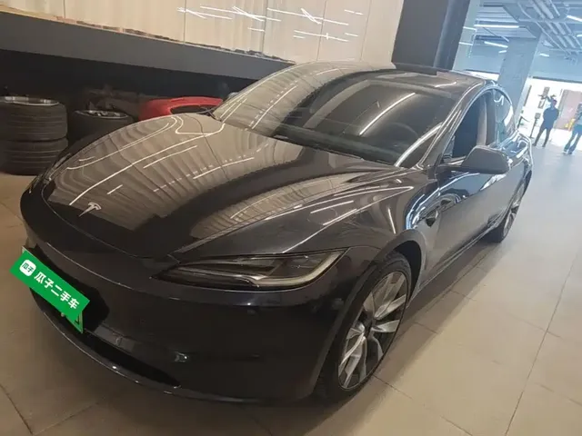 Tesla Model 3 2023 Long Range All-Wheel Drive