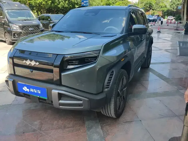 Fang Cheng Bao Titanium 3 2025 Model 501KM AWD Smart Drive Max Edition