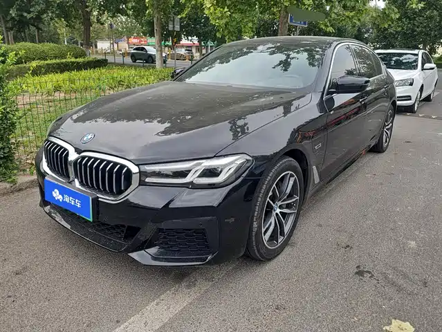 BMW 5 Series New Energy 2022 535Le M Sport Package