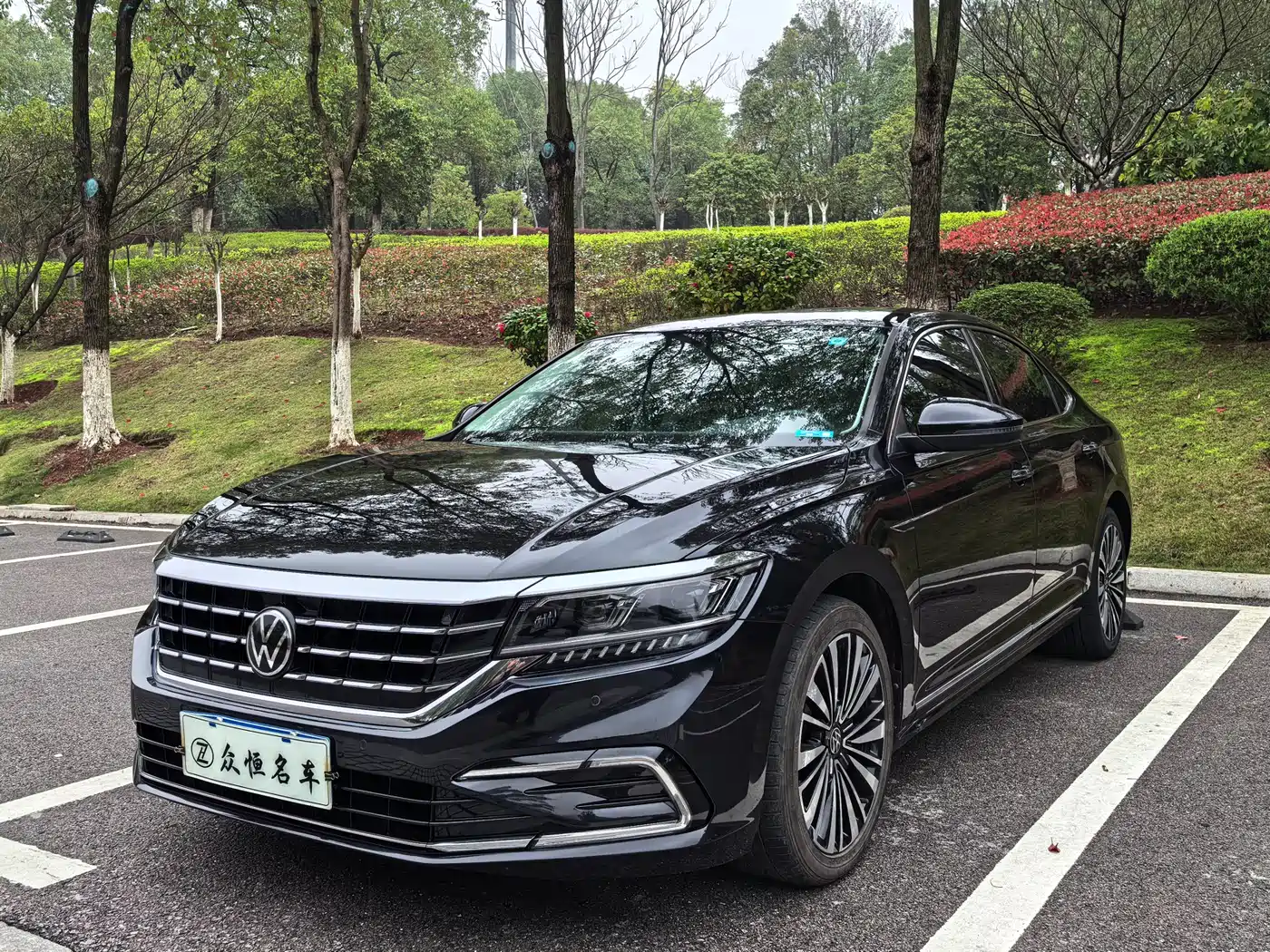 Volkswagen Passat 2022 330TSI Starlight Elite Edition