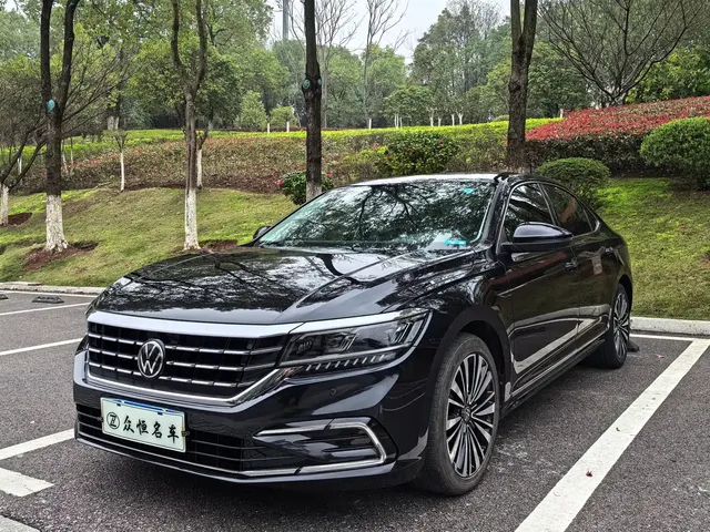 Volkswagen Passat 2022 330TSI Starlight Elite Edition