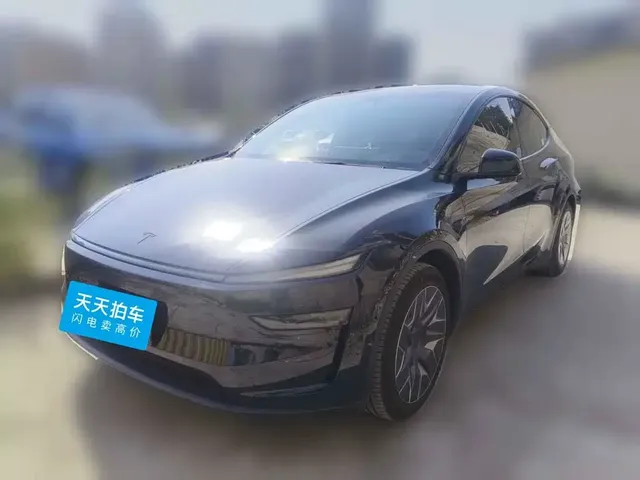 Tesla Model Y L 2025 Facelift Long Range AWD