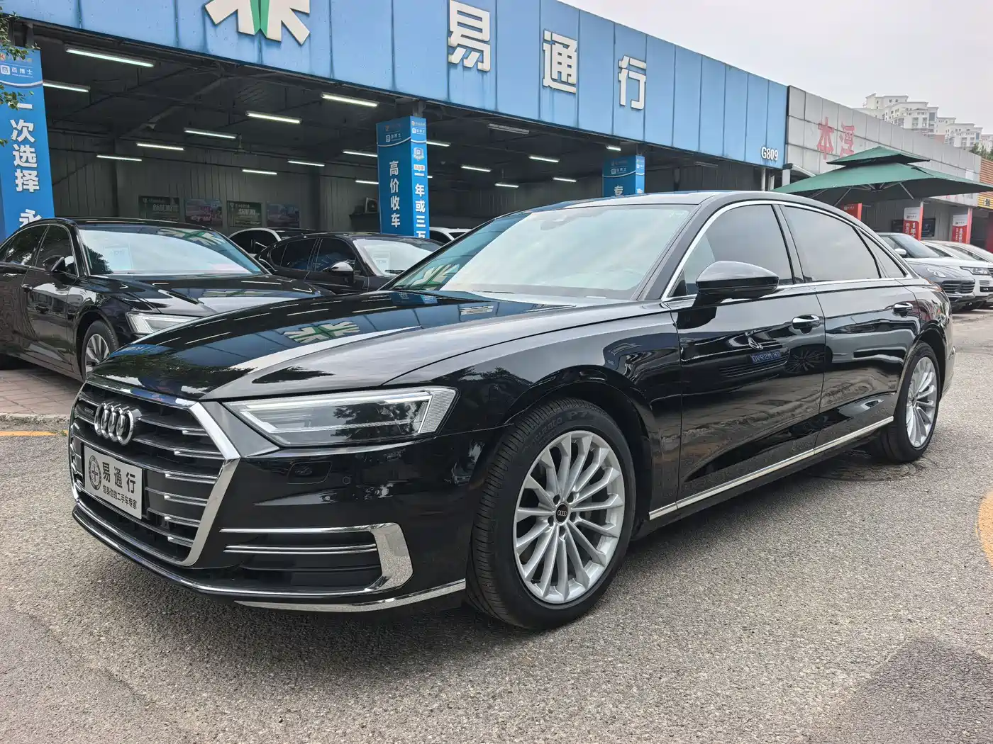 Audi A8 2022 A8L 50 TFSI quattro Comfort Collector's Edition