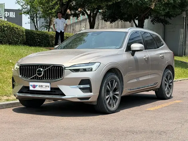 Volvo XC60 2023 B5 AWD Smart Luxury Edition