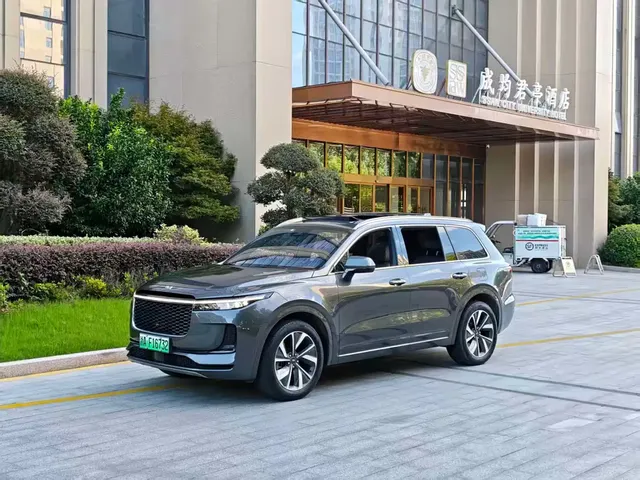 Li Auto Li ONE 2021 Extended Range 6-Seater