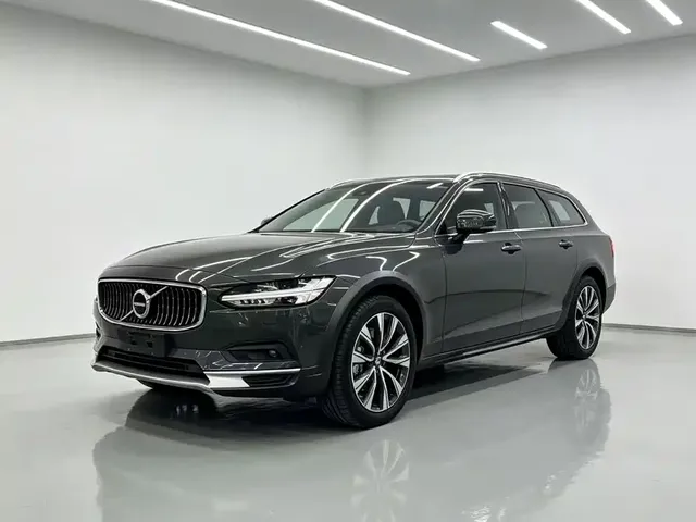 Volvo V90 2021 Model Cross Country B5 AWD Smart Edition