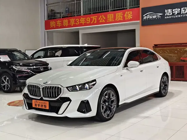 BMW 5 Series 2025 530Li Premium M Sport Package