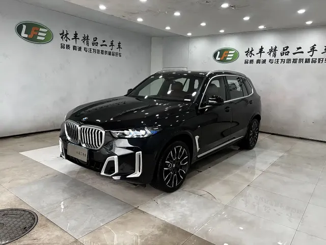 BMW X5 2025 Model xDrive 40Li M Sport Blackout Package