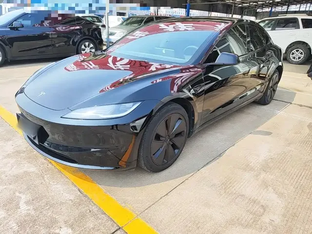 Tesla Model 3 2023 Rear-Wheel Drive