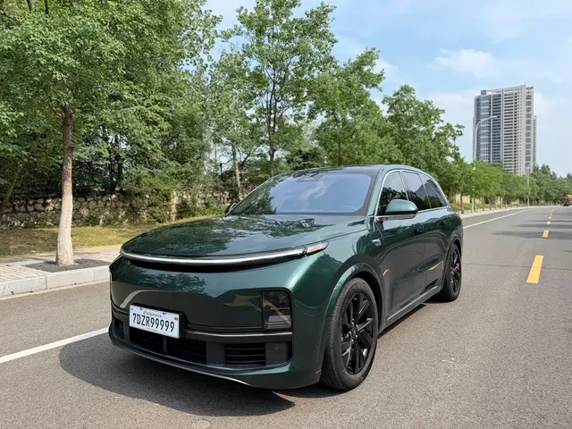 Li Auto Li L8 2023 Pro