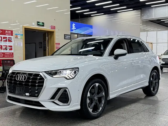 Audi Q3 2021 35 TFSI Fashion Sport