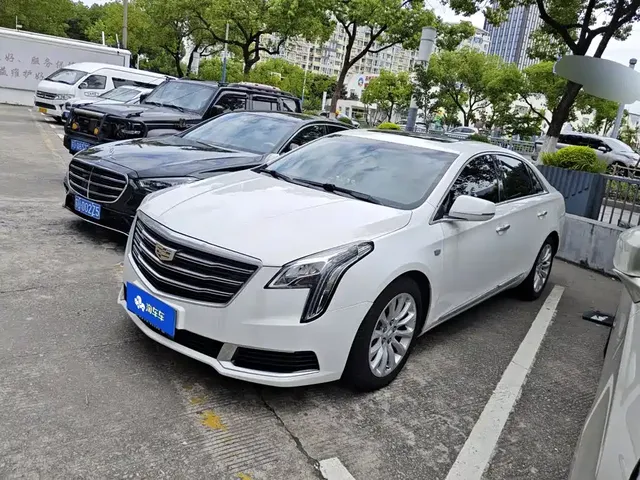 Cadillac XTS 2018 28T Technology